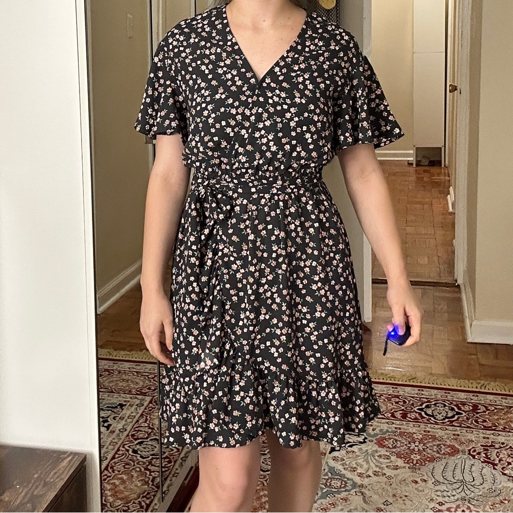 Lauren Conrad Size XS Floral Dress